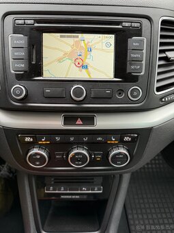 VW Sharan 2.0 TDI - 14