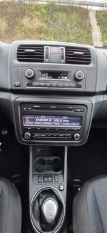 Škoda Fabia II Facelift combi1.2 TSI, stříbrná metalíza - 14