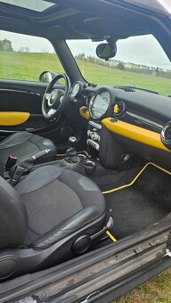 Prodám Mini Cooper Clubman, r.v.2008, 88kW, benzín 1,6 - 14