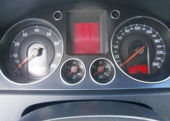 Volkswagen Passat 1.6 FSi benzín manuál 85 kw - 14