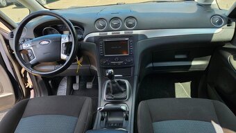 Dražba Ford Galaxy 2.0 kombi 107 kW - 14