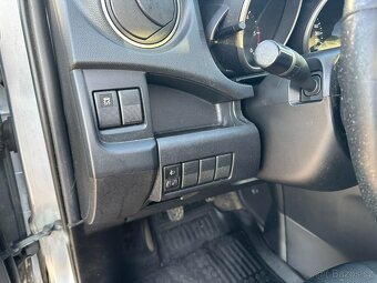 Mazda 5. 1,6 nafta. 7 mistna - 14