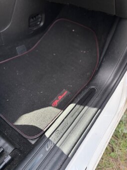 Alfa Romeo Giulietta 1.4 TB, 88kW - spolehlivá, servisovaná - 14