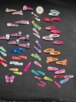 Hračky a vlasové doplňky pro děti - 14