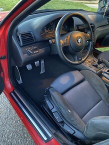 BMW e46 330i sedan M-paket 2 (2000) + originál BMW kola - 14