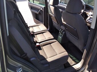 Volkswagen Touran 1.4 TSi-6 rychlostí. - 14