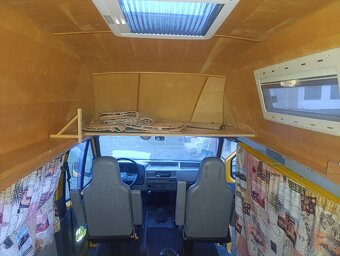 Ford Transit obytné autom - 14