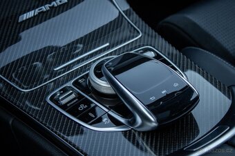 Mercedes Benz C63 AMG w205 - TOP stav - 14