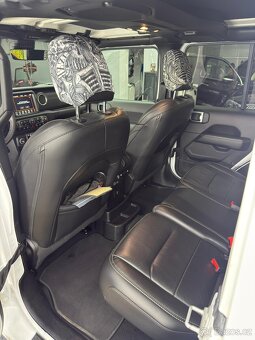 Prodám Jeep Wrangler SAHARA 2.0T 4x4 DPH - 14