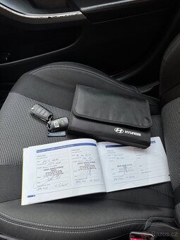Hyundai i30 1.6i 99Kw - 14