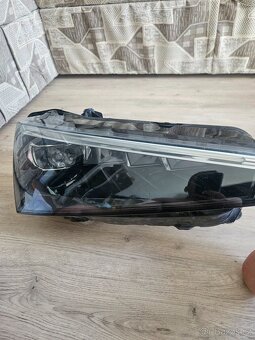 Světlomet přední pravý  LED ŠKODA Scala - 14