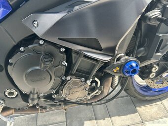 Yamaha MT-10 - 14