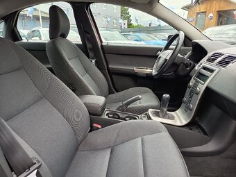 VOLVO S40 1,8i 16V - 14