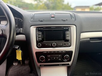 ŠKODA OCTAVIA 1.6 tdi top stav - 14