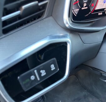Prodam audi a7 55tfsi hybrid 250kw najeto 170tis km - 14