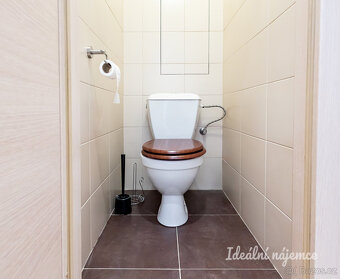 Pronájem bytu 2+kk, Sokolovská, Libeň, 20900 Kč/měs, 51 m2 - 14