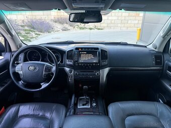 Toyota Land Cruiser 200 4.5 V8 D-4D - 14