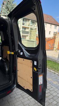 Ford Transit Custom, CZ, 1.majitel, TOP výbava, ser. kniha - 14