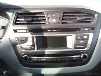 Hyundai i20 1.2i Select, Najeto 49 tis.km - 14