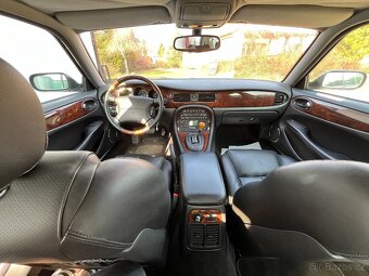 Jaguar XJ Executive 3.2 V8 - 14