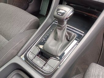 Škoda Karoq Style 2.0TDI 110kW 4x4 DSG ACC Keyless Tažné Qi - 14