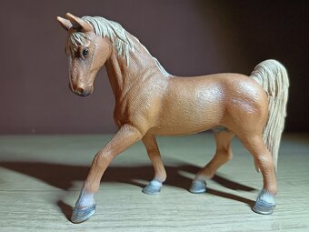 SCHLEICH a COLLECTA Koně - 14