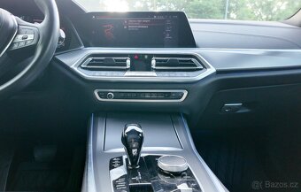 BMW X5 45e xDrive + zimní pneu - 14