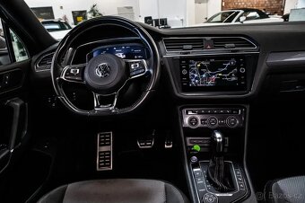Volkswagen Tiguan Allspace - 14