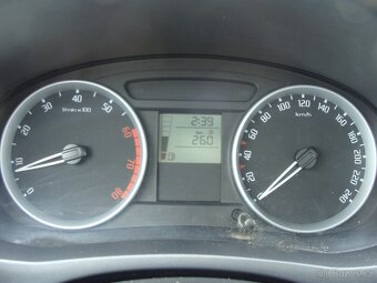 Škoda Roomster, 1.4i 16V,tažné,panorama,klima - 14