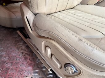 SEDAČKY AUDI A8 4H D4 - 14