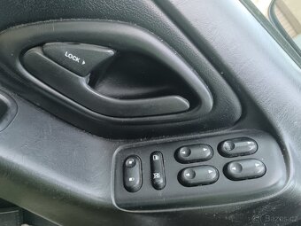 Ford  Maverick - 14