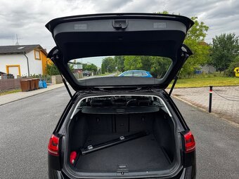 Volkswagen Golf 2.0 TDI 110kw, R-line, 2x Kola, Nehavarováno - 14