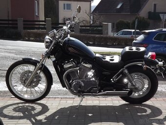 Suzuki VS 600 Intruder - 14