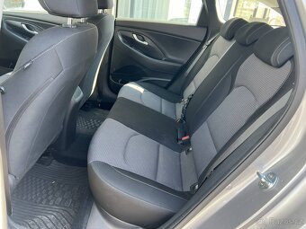 Hyundai i30 Combi 1.5 DPI 80kw benzin 2022 - 14