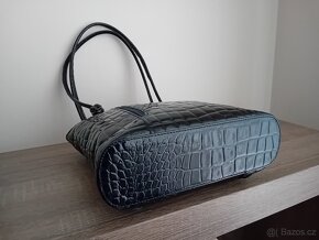Genuine Leather dámská kabelka batůžek 2v1 kožená nová - 14
