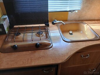 Obytný karavan Caravelair - 14