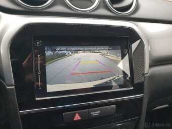 Suzuki Vitara 1.6i 88KW NAVI KAMERA Servis SUZUKI - 14