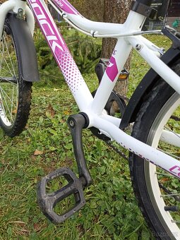 Dívčí kolo Rock Machine 20 - 14