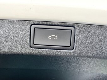 ► ŠKODA SCALA 1.0 TSI 81 KW MONTE CARLO PANO-VIRTUAL-ACC - 14