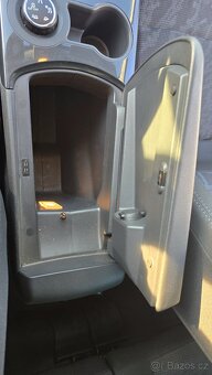 Peugeot 3008 1.6 HDI 80kW - 14