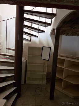 Kancelář a skladové prostory - 14