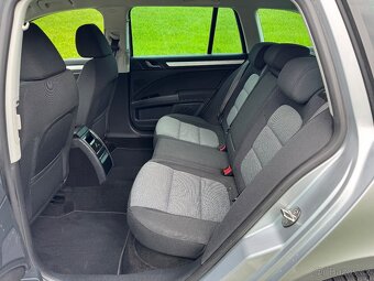 ŠKODA SUPERB II 2.0 TDI COMBI/ZÁRUKA/LETNÍ SLEVA - 14
