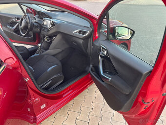 Prodám Peugeot 208, 1.6 HDi, 62kW/92 PS - 14