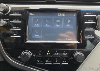 Toyota Camry 2.5-BENZÍN-AUTOMAT - 14