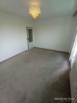 Prodej bytu 3+1, 70 m², Brno – Líšeň, balkon, sklep, osobní - 14
