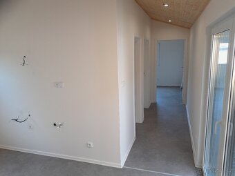 Jednomodul 15x4.5,...67.5 m ², 4+KK - 14