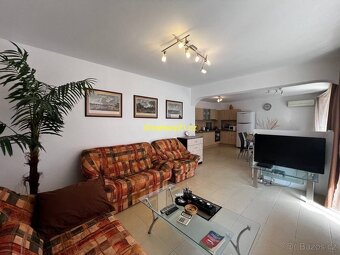 Apartmán 2+kk v Pomorie, Bulharsko – 97 m² u pláže - 14
