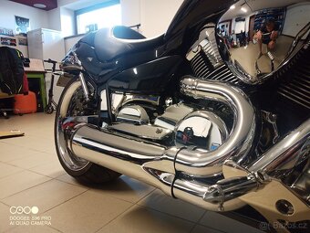 Suzuki Intruder M109R, M1800R - 14