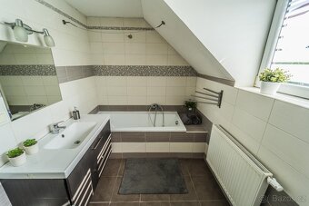 Mladá Boleslav, prodej rodinného domu 107 m2 po rekonstrukci - 14
