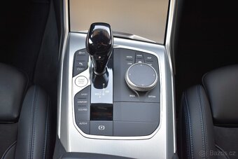 BMW 320i xDrive ///MSPORT TAŽNÉ DPH ČR 1.MAJITEL - 14